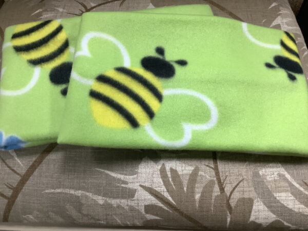 Product image of Busy Bee Handcrafted neck warmer