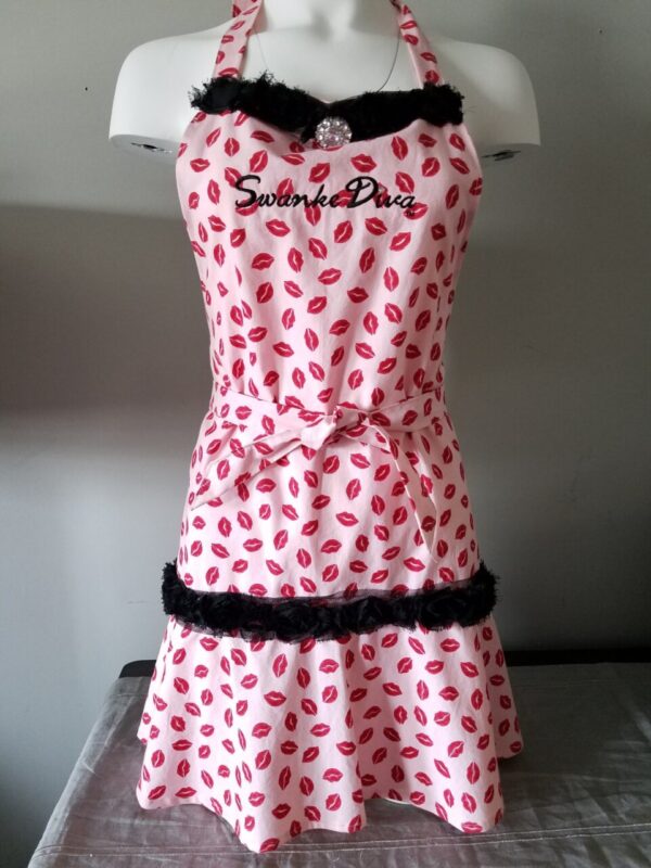 Product image of Handmade Apron, Pink with Red Lips Valentine’s Day | Swanke Diva®