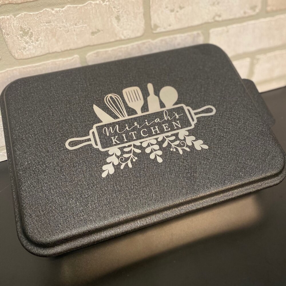 Custom Engraved Cake Pan Lid, 9x13 Pan, Bakers Gift 