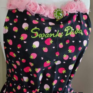 Shop North Dakota Swanke Diva®| Strawberry Delight Apron