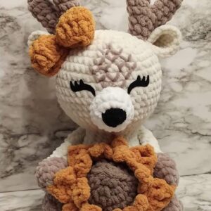 Product image of Crochet deer with sunflower