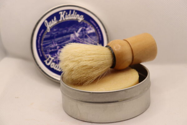 Product image of Cedar Leather Shaving Kit