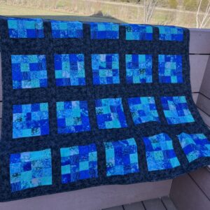 Product image of Blue/green Swirls quilt