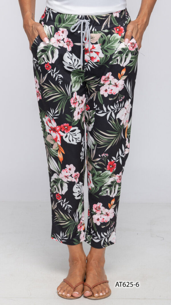 Product image of Black Tropical Print Ankle Pant