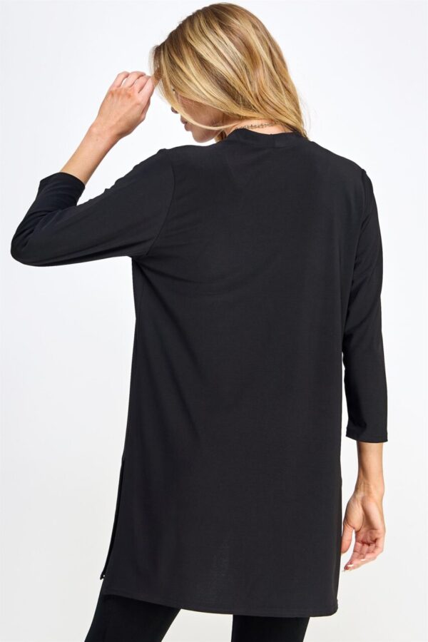 Product image of Black Duster