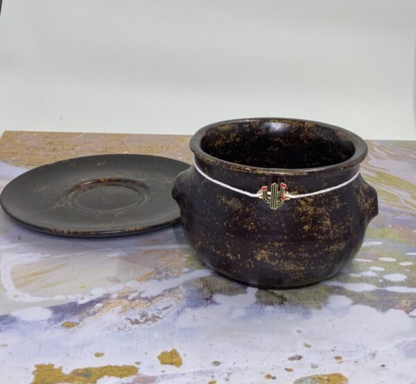 Product image of Bean pot planter with saucer
