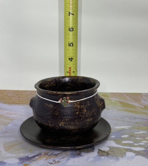 Product image of Bean pot planter with saucer