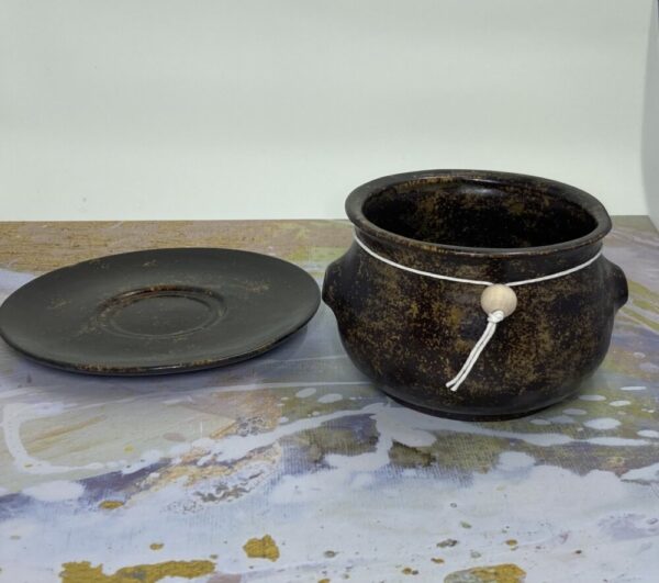 Product image of Bean pot planter with saucer