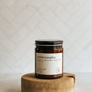 Product image of Toasted Pumpkin // 8oz soy candle