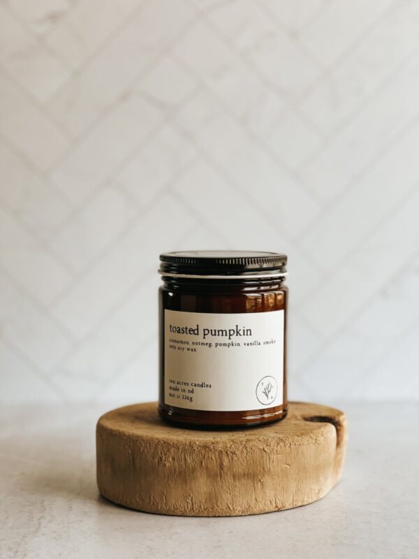 Product image of Toasted Pumpkin // 8oz soy candle