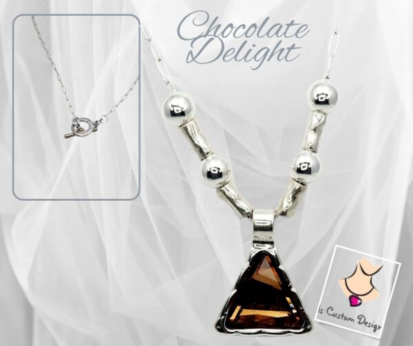 Product image of Crystal Pendant Necklace